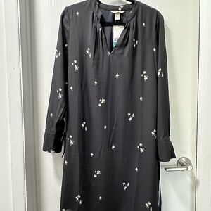 H&M Navy long-sleeve dress. Size small